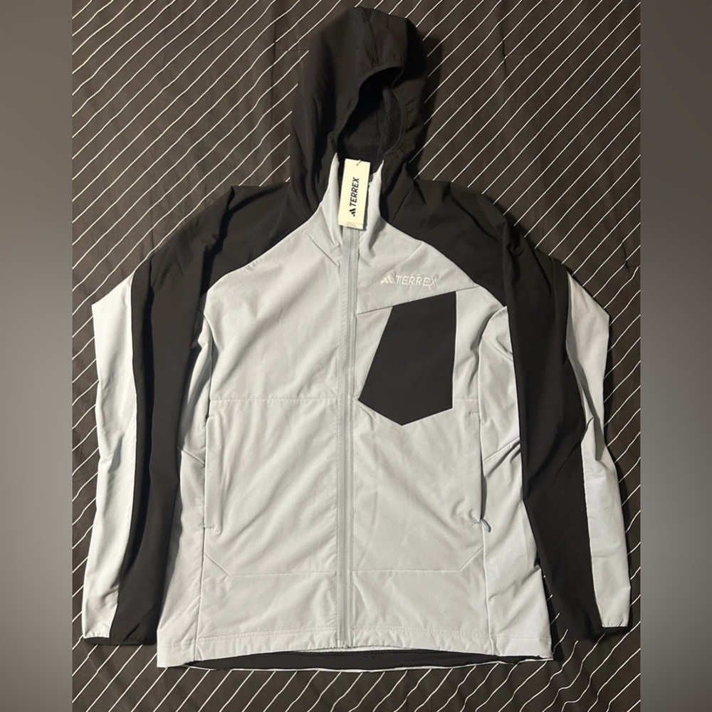 Adidas Men's Sz Large Terrex Hiking JN6977  Insulated Jacket Aqua Black See Pics